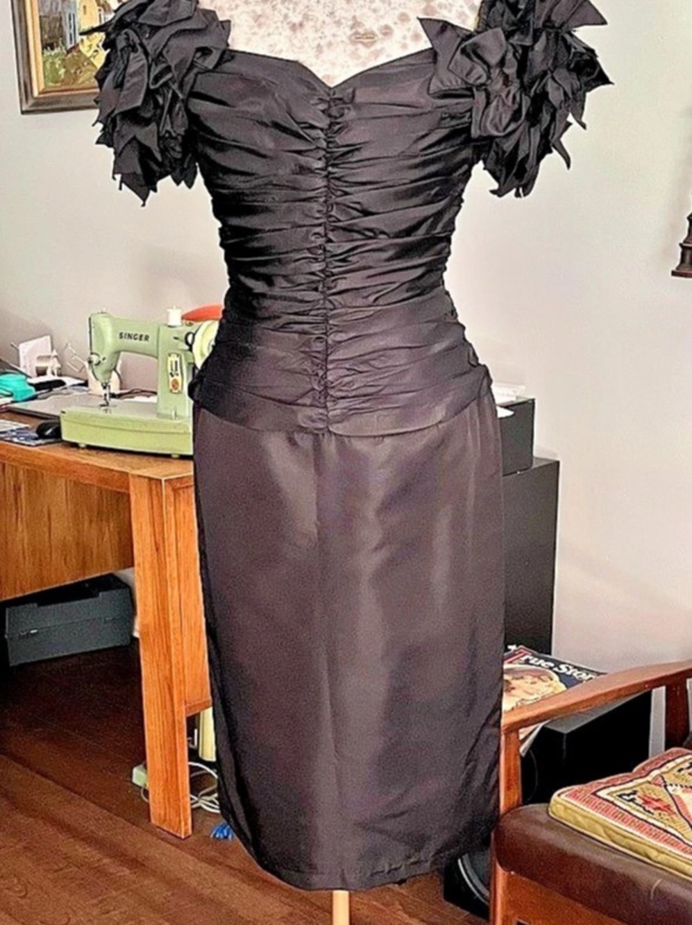 Vintage Visionz Black Ruched Midi Dress Size 11/12